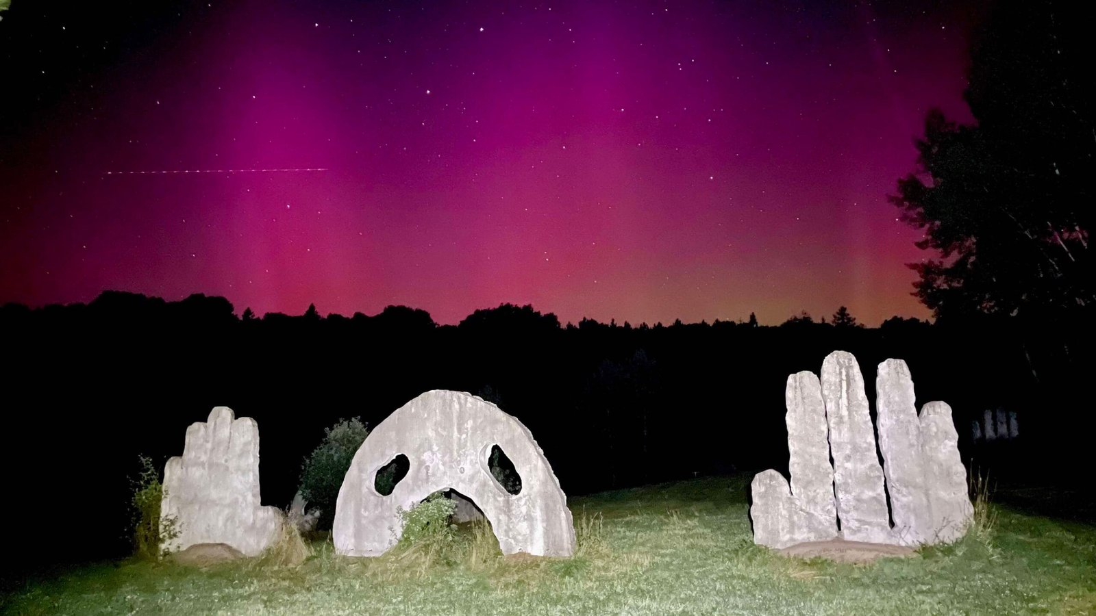 Perseid meteor shower over stone sculptures, 2026 harvest event